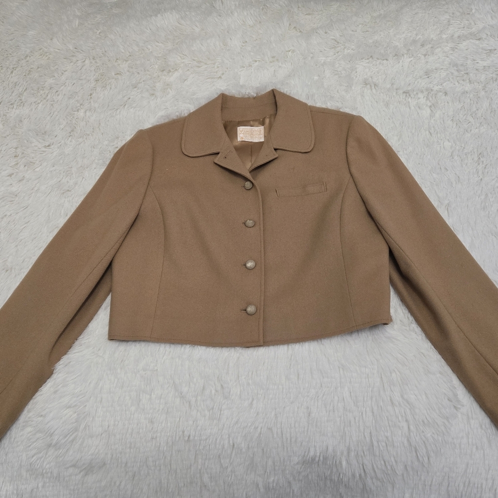 Vintage Pendleton Women's Tan Cropped Blazer
